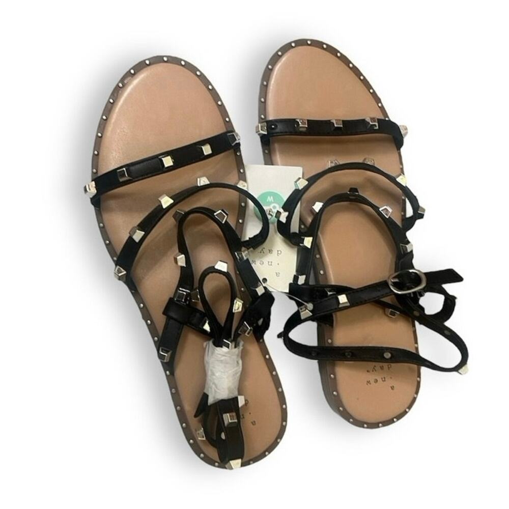 a new day Astrid studded gladiator sandals NWT Women's 8.5W - Picture 4 of 9